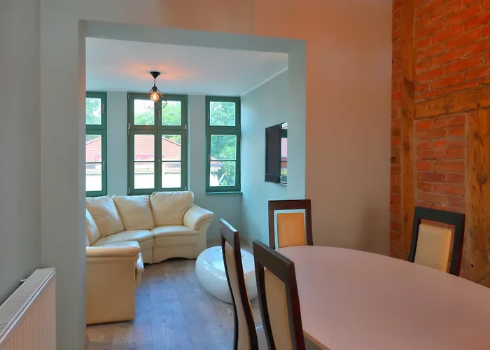 Ga, 200m Od Morza, 400m Od Monte Cassino, Sinus *